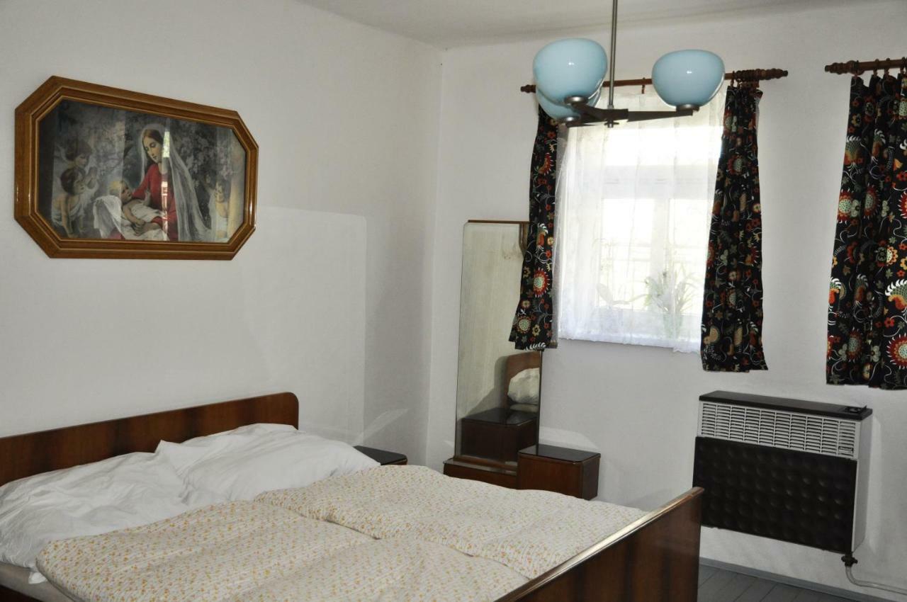 Lately Renovated Country House Trenčín 외부 사진